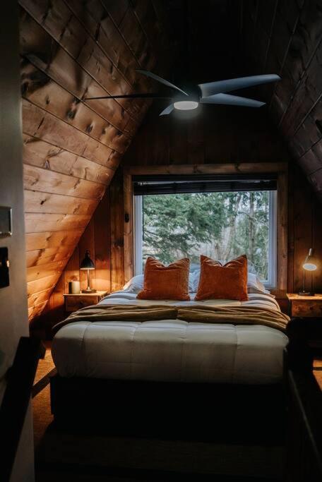 New! Cozy & Modern A-Frame In The Woods W/Hot Tub Villa Tamworth Екстериор снимка
